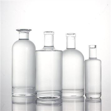 700ml Customized Logo Spirits Glass Bottle